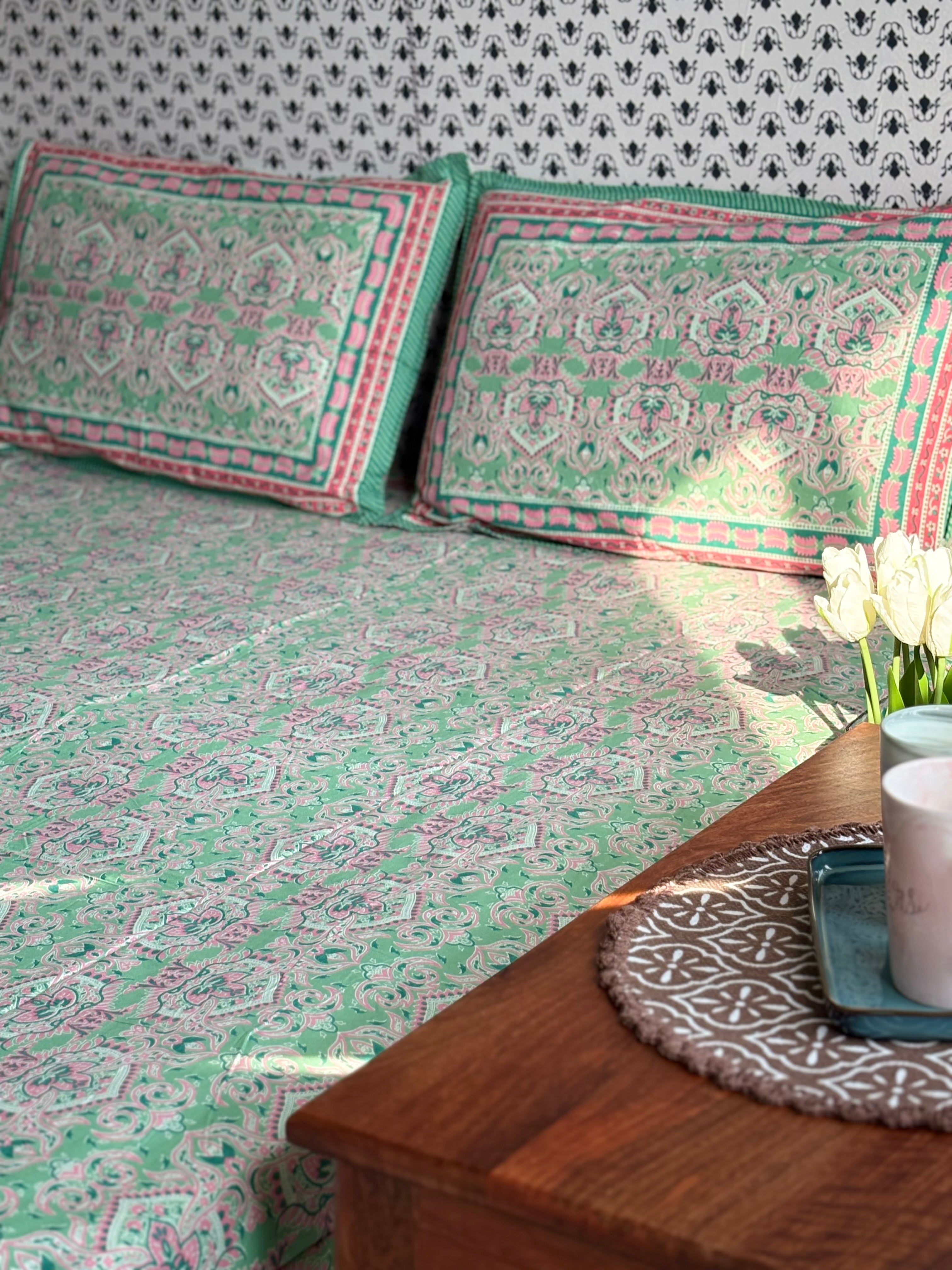 Amayra Green bedsheet