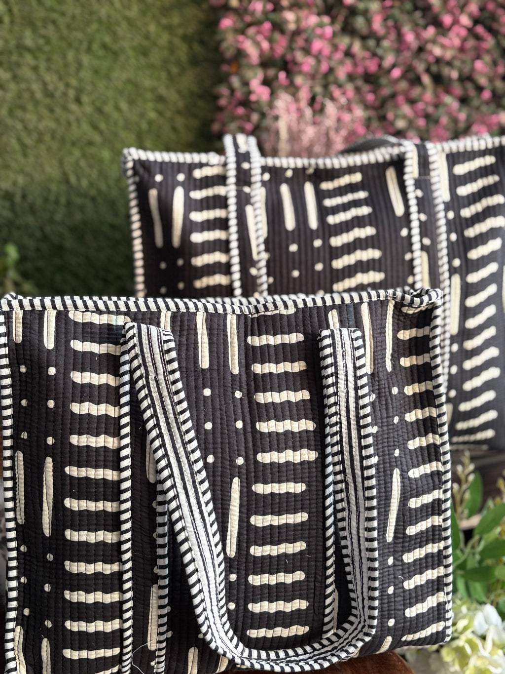 Black Quilted Tote Bag ( Medium)